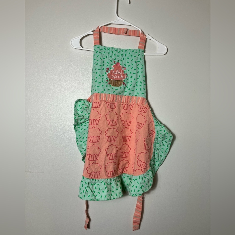 Hello Cupcakes Girls Apron OS Kitchen Baking  100% Cotton‎